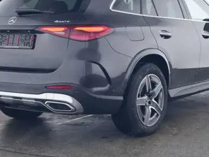Mercedes-Benz GLC 300 e 4M *AMG Premium Digital AHK 360° KeyGo Bild 5