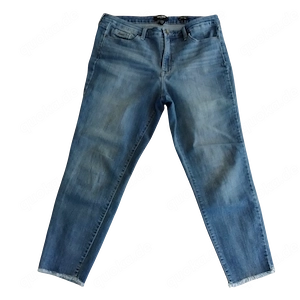 Damenjeans in der Größe 44