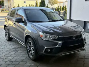 Mitsubishi ASX 1.6 DI-D 4WD Plus erst 43000km Bild 3