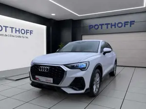 Audi Q3 45 TFSIe S LINE KAMERA SITZHZG VIRT