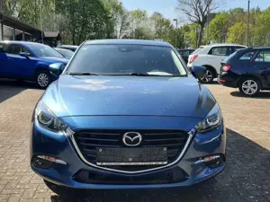 Mazda 3 Center-Line