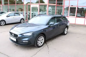 SEAT Leon Sportstourer 2.0 TDI DSG Style, ACC, Kamera