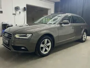 Audi A4 2.0 TDI S-Tron Quat|Xen|Pano|Navi|PDC|ACC|KEY