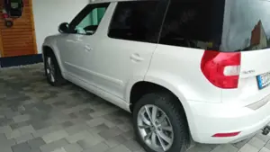 Skoda Yeti Outdoor 1.4 TSI Active Green tec Bild 2