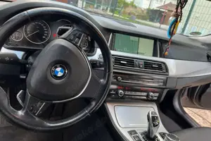 BMW 530 530d xDrive Touring Aut. Bild 3