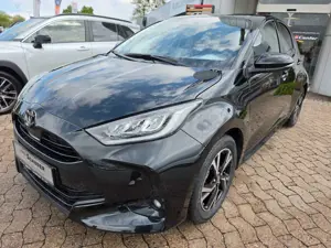 Toyota Yaris Hybrid Teamplayer **COMFORTPAKET**