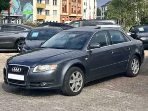 Audi A4 Limousine 1.8 T Automatik Schiebedach