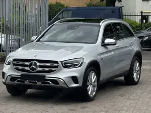 Mercedes-Benz GLC 300 GLC300 e 4M PlugIn/9G-Tr/PanoD/Leder/R.Kamera