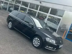 Volkswagen Passat Variant Passat Comfortline BlueMotin*SPORTPAKET*PANORAMA