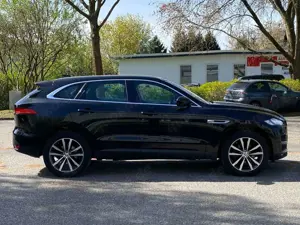 Jaguar F-Pace F-PACE Portfolio AWD*KEYLESS*MEMORY*LEDER Bild 4
