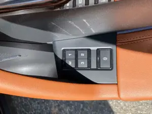 Jaguar F-Pace F-PACE Portfolio AWD*KEYLESS*MEMORY*LEDER Bild 5