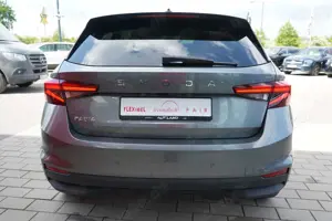 Skoda Fabia 1.0 TSI DSG LED Kamera Sitzheizung Bild 4