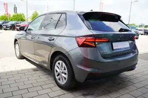 Skoda Fabia 1.0 TSI DSG LED Kamera Sitzheizung Bild 3
