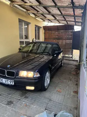 BMW 318 318i