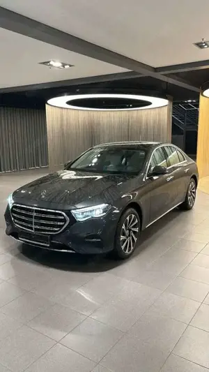 Mercedes-Benz E 300 E Limousine E 300 e Exclusive Premium