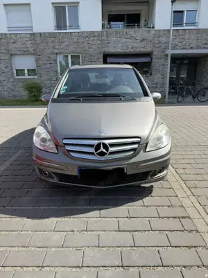 Mercedes-Benz B 180 CDI Autotronic