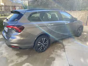 Fiat Tipo SW 1.3 mjt Easy ss 95cv my19 Bild 3