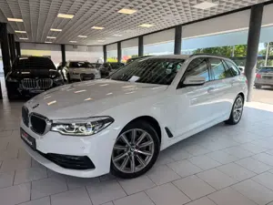 BMW 520 d Touring Sport Line|HUD|AHK|KEYLSS|LEDER|LED