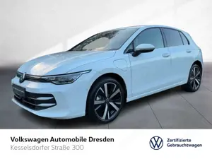 Volkswagen Golf Style 1,5 l eHybrid DSG DCC AHK NAVI MATRIX