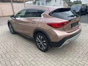 Infiniti QX30 2.2d DCT AWD Premium Tech Bild 4