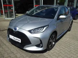 Toyota Yaris Hybrid Team Deutschland + Comfort Paket