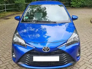 Toyota Yaris Yaris 1,5-Dual-VVT-iE Comfort Bild 2