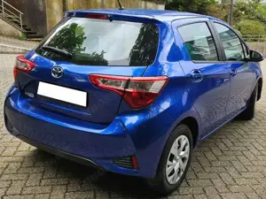 Toyota Yaris Yaris 1,5-Dual-VVT-iE Comfort Bild 5