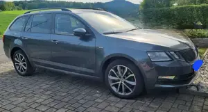 Skoda Octavia Octavia Combi 1.8 TSI DSG Drive