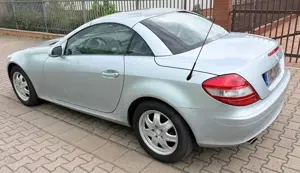 Mercedes-Benz SLK 200 SLK-Klasse Roadster Kompressor Bild 3