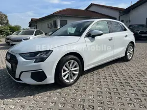 Audi A3 Sportback 30 TDI *NAVI*SHZ*ALU* Bild 2