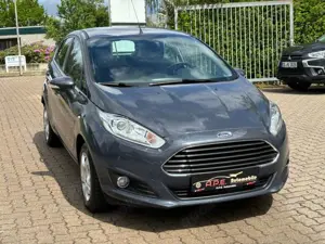 Ford Fiesta Titanium 1.6 Automatik TÜV NEU