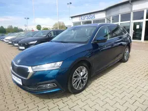 Skoda Octavia 1,5 TSI Kombi AHK/PANO/NAV/LED/SHZ