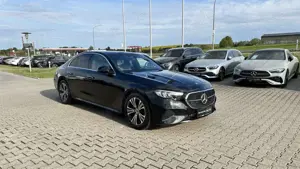 Mercedes-Benz E 200 E 200 Avantgarde+Distron.+CarPlay+LED+KeyGo+RüKa Bild 3