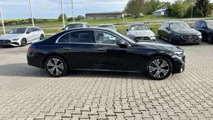 Mercedes-Benz E 200 E 200 Avantgarde+Distron.+CarPlay+LED+KeyGo+RüKa Bild 4