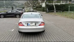 Mercedes-Benz CLS 350 216.xxxKm 12-jährige Servicehistorie Bild 2