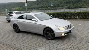 Mercedes-Benz CLS 350 216.xxxKm 12-jährige Servicehistorie Bild 4