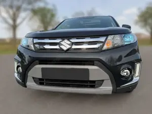 Suzuki Vitara 1.6 DDiS Comfort+ 4x4 Allrad/Standheizung/AHK