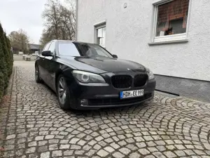 BMW 740 740i