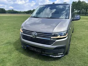 Volkswagen T6.1 Multivan Multivan Edition FWD