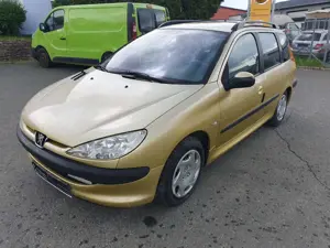 Peugeot 206 Grand Filou Cool,Tüv 9/2026,Klima,8 fach ber.