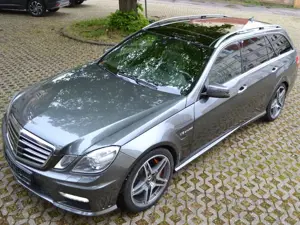 Mercedes-Benz E 63 AMG E 63 AMG (212.274) Performance