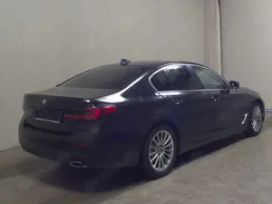 BMW 520 dA LED Navi LC-Pro Kamera StandHzg ACC Bild 4