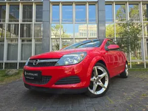 Opel Astra H GTC Sport 1.6 *NAVI*AHK*SHZ*PDC*KLIMAAUT