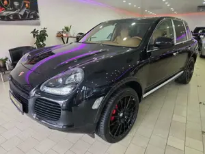 Porsche Cayenne Turbo Volleder Schiebedach Kundenauftrag