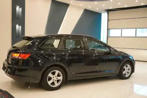 SEAT Leon ST Ecomotive Style*1.6 TDI*TÜV*Navi*SHZ*Kli Bild 4