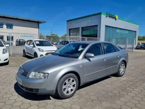 Audi A4 A4 2.0"1.Hand"Seniorenfahrzeug"Sitzheizung"AHK...