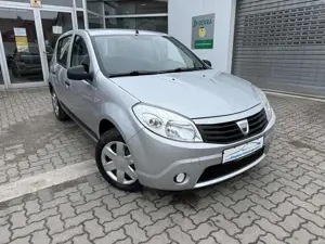 Dacia Sandero Eco 5trg. mit Klimaanlage/ABS/ZV/AHK/Met./RCD/LED/