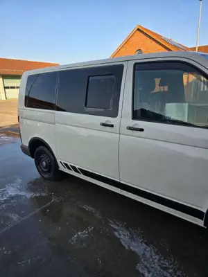 Volkswagen T5 Caravelle Bild 4