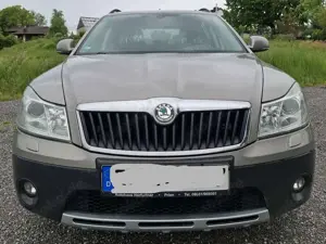 Skoda Octavia Octavia Combi 1.8 TSI 4x4 Scout