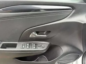 Opel Corsa 1.5 CDTI Edition+NAVI+KLIMA+6 GANG+PDC+KAMERA+SHZ Bild 5